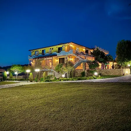 Hotel Bar & Amaxhe 2*