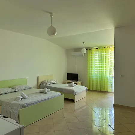 Hotel Bar & Amaxhe